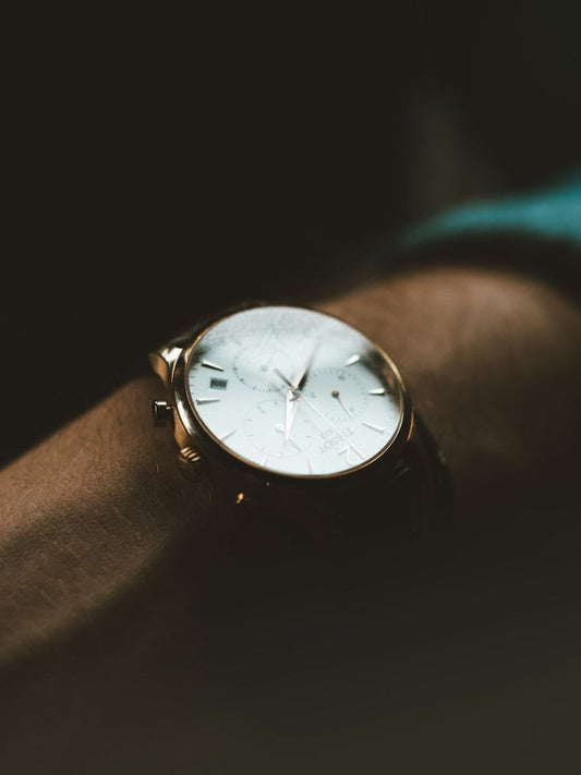 Watches and Travel: The Perfect Companions - Kataphrakt